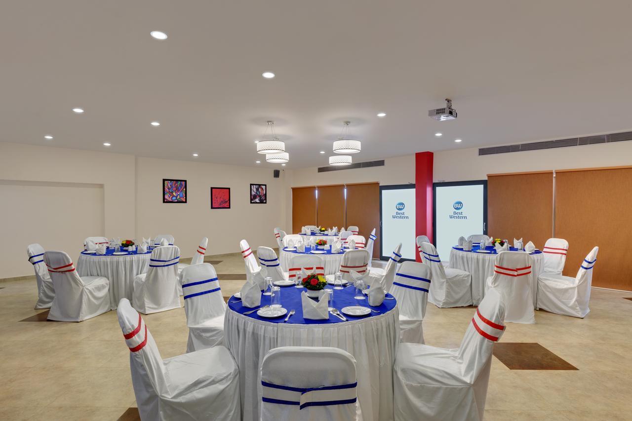 Best Western Alkapuri, Vadodara Zewnętrze zdjęcie