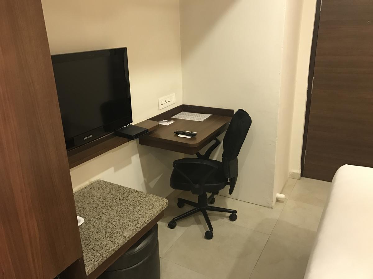 Best Western Alkapuri, Vadodara Zewnętrze zdjęcie