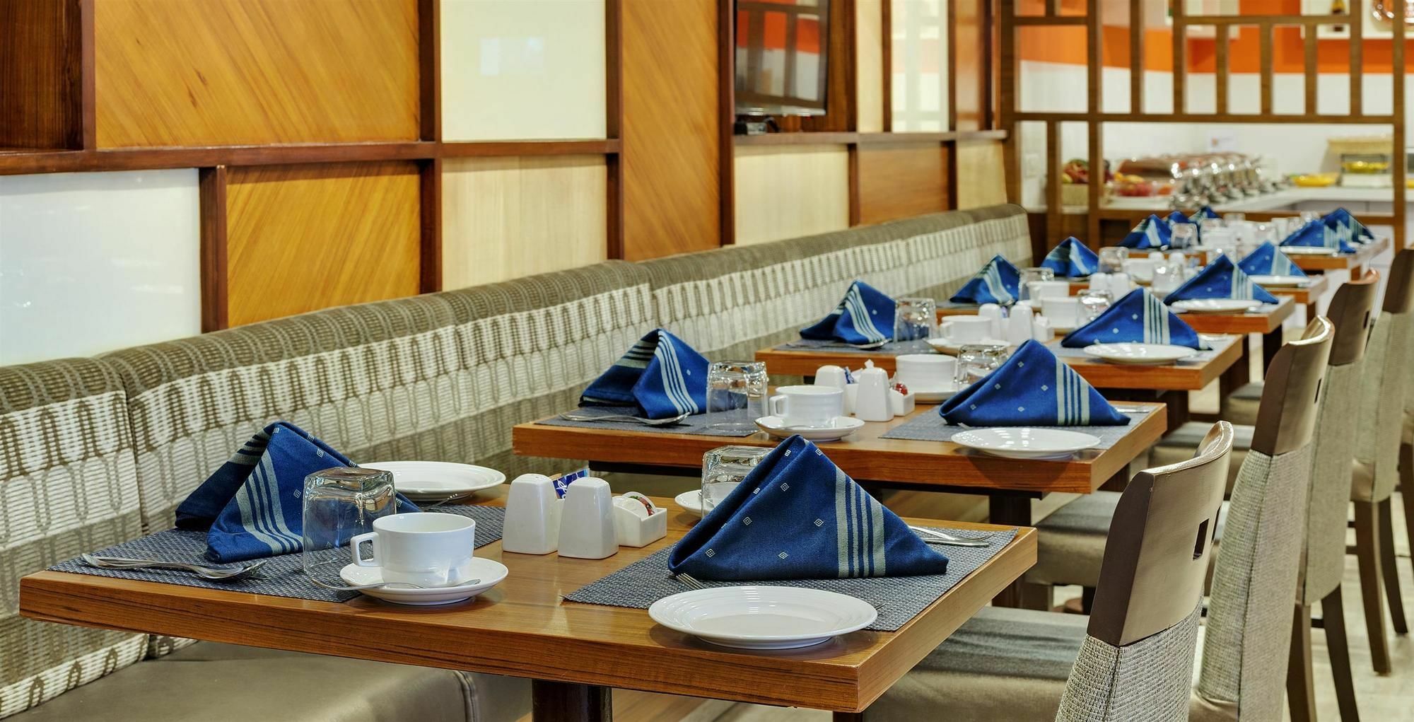 Best Western Alkapuri, Vadodara Zewnętrze zdjęcie
