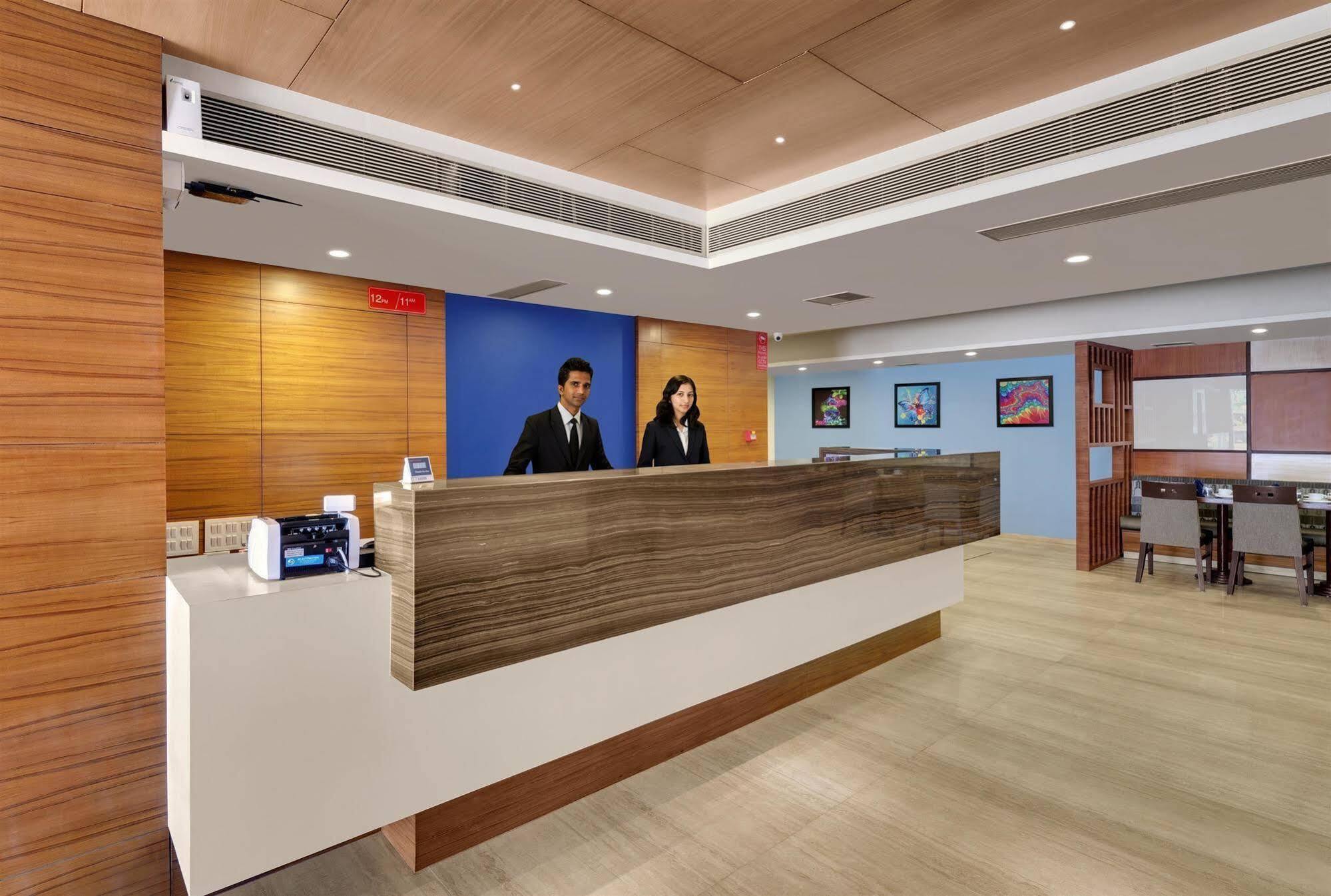 Best Western Alkapuri, Vadodara Zewnętrze zdjęcie