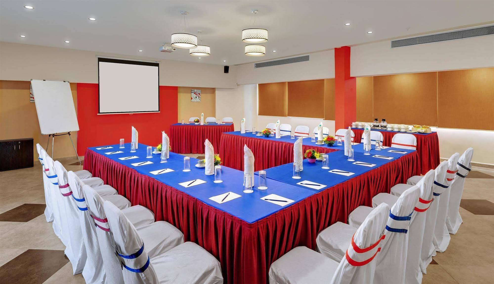 Best Western Alkapuri, Vadodara Zewnętrze zdjęcie