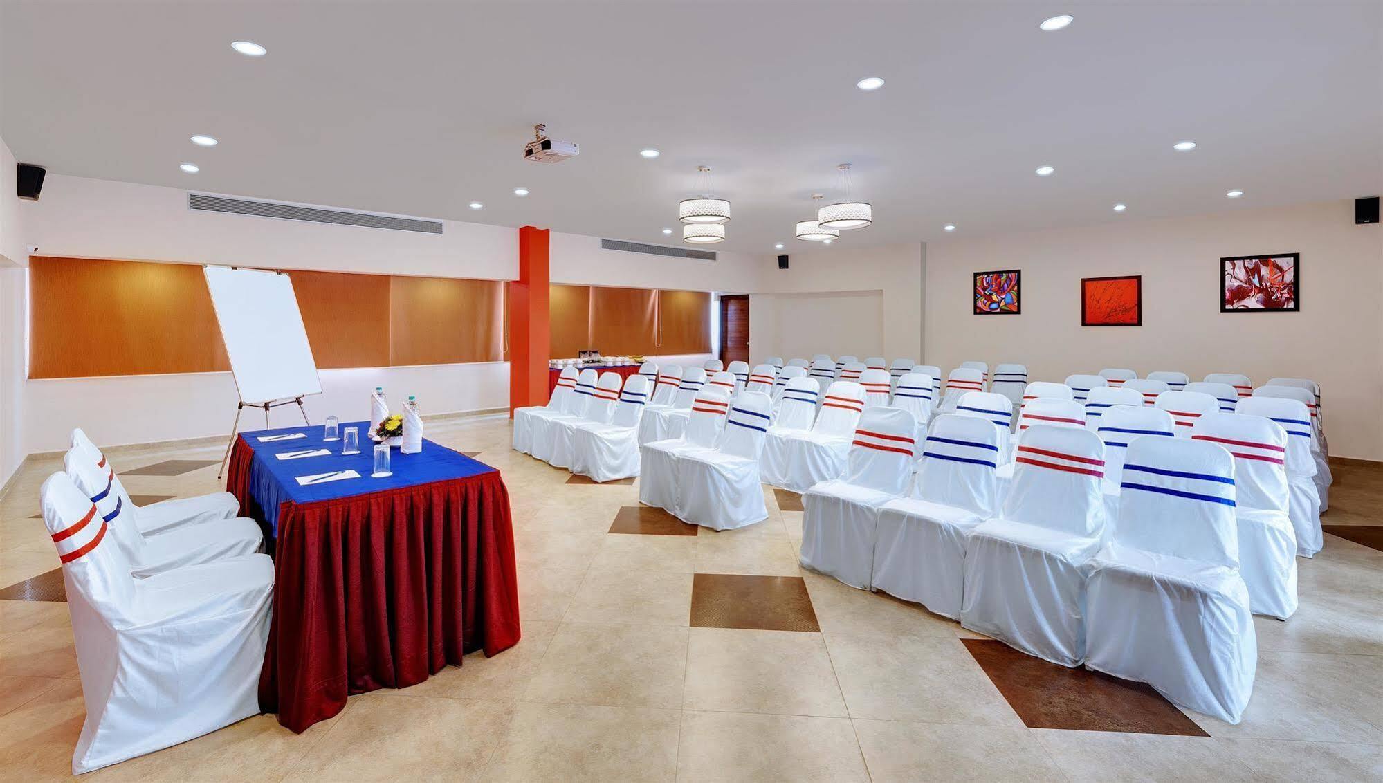 Best Western Alkapuri, Vadodara Zewnętrze zdjęcie
